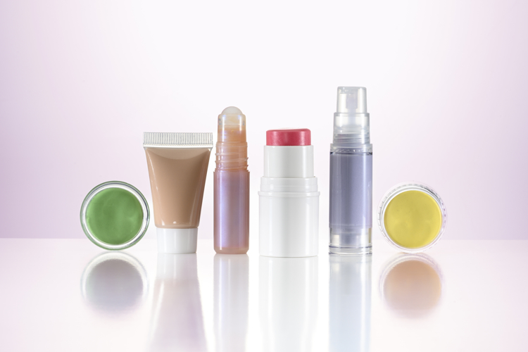Eckart_Cosmetics-Mum-Beauty-concept-applications-group-photo-442-sm.jpg